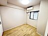子供部屋：【クローゼット】お部屋を広く利用するために必須なクローゼットが全室付いています♪もちろんお荷物を収納されても良しの勝手の良いクローゼットは嬉しいですね♪