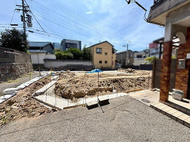 石津川保育園まで徒歩7分♪賢明学院幼稚園まで徒歩9分♪小さなお子様のいるご家庭も安心ですね!