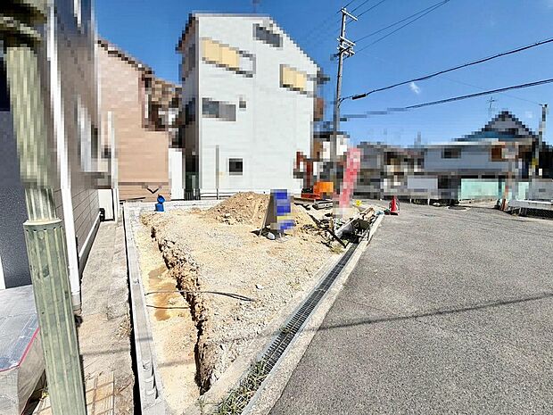 南東面バルコニーですので、日当たり良好です!洗濯物がよく乾きますね♪