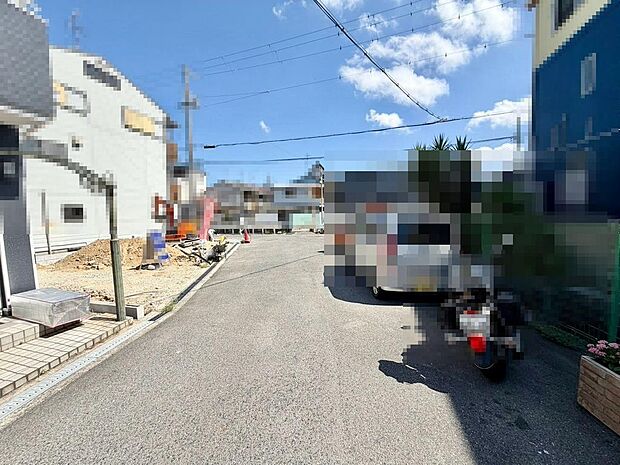 【人感センサー照明付き 】高性能の機能が標準仕様の充実の物件です。