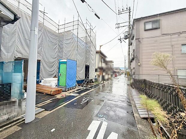 並列に駐車2台可能♪車の出し入れもスムーズに出来ますね♪