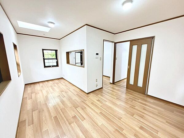本日内覧可能！令和８年９月リフォーム済！綺麗なお住まいで新生活始めませんか♪資料請求だけでもお気軽にお問い合わせください！