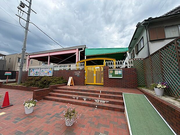 はつしば学園幼稚園まで徒歩4分