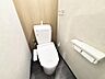 トイレ：【温水洗浄便座付きトイレ】寒い日は特に助かる温水洗浄便座付きトイレです！