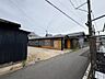 その他：【閑静な住宅地でのびのび子育て】閑静な住宅地で子育て家族にピッタリ！毎日のお散歩も快適な緑に恵まれたエリアです♪
