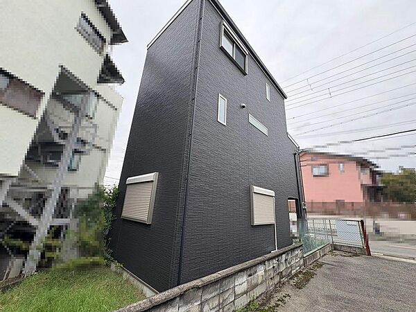 各居室にはクローゼットを完備し、家具の配置にも困らない設計がされており、採光と室内のバランスが絶妙です！