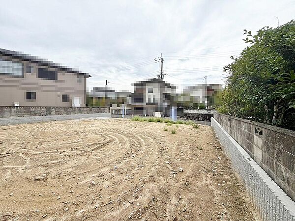 南海泉北線「泉ヶ丘」駅までバス１０分！バス停まで徒歩３分！毎日の通勤・通学に便利ですね♪