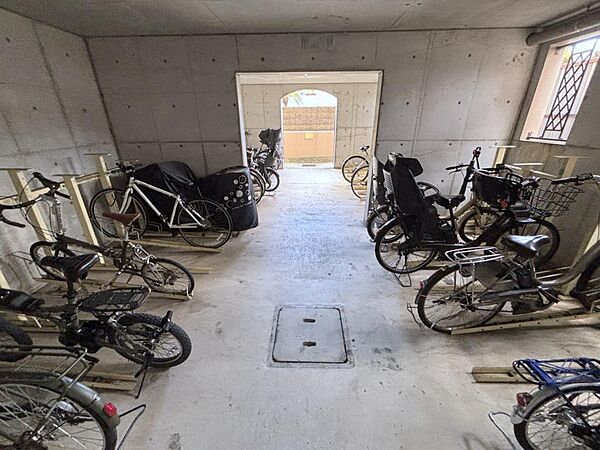 お客様にとって満足できる物件探しのお手伝いをさせていただきます。知識豊富なスタッフにお気軽にお問い合わせください。