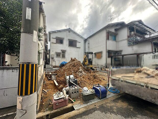 横に長いバルコニーですので、洗濯物も干しやすいですよ!