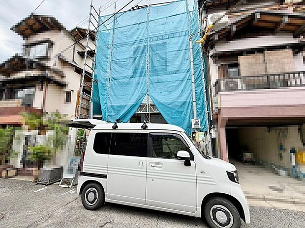 シャワー付きですので、朝の身支度の忙しい時間に重宝しますね♪