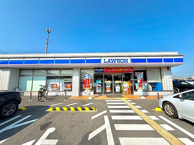 ローソン堺宮山台店まで徒歩４分