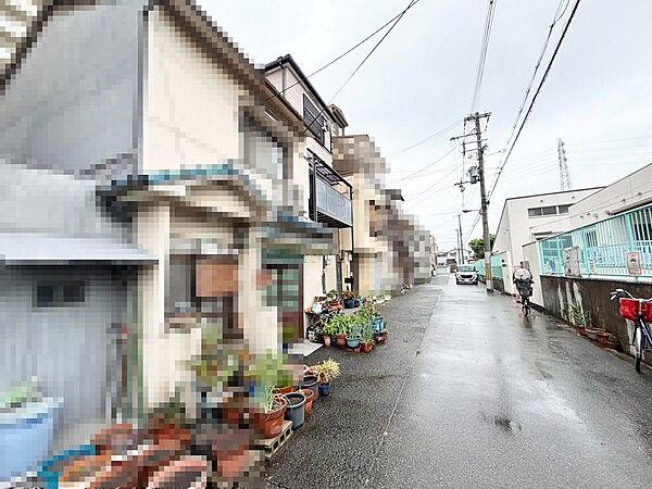 現地見学当日から承っております♪現地周辺の環境や、駅までの道のりなど周辺環境も合わせてご確認いただき、ぜひご検討ください！