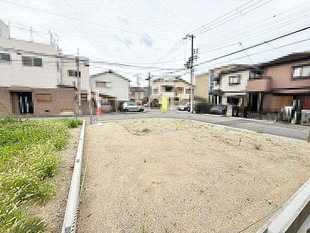 ウォークインクローゼットもありますよ！季節の物や家族の思い出も大切に保管出来て嬉しいですね♪