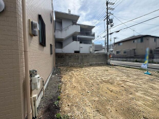 ＬＤＫ約１８帖♪暮らしの中心となるリビングは、家族みんなが心地よく過ごせる癒しの空間ですよ！