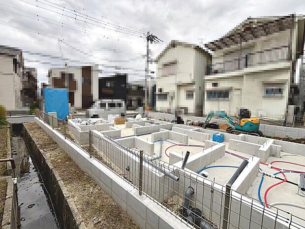 ゆとりのある洗面室ですよ！朝の身支度もスムーズにできますね！