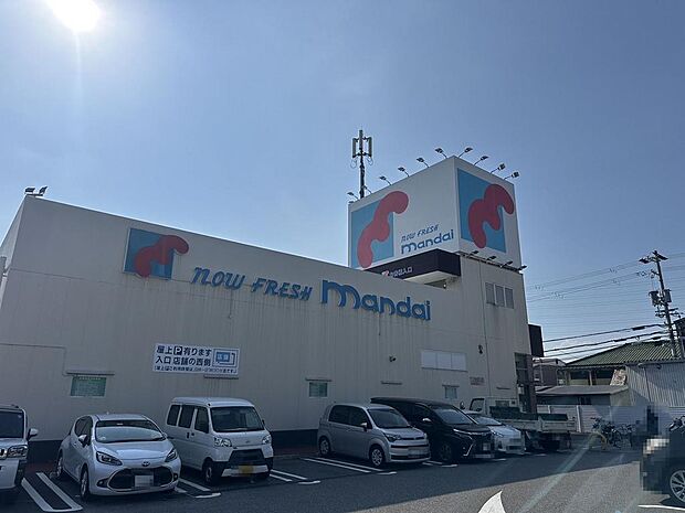 万代堺草部店まで徒歩12分