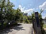 周辺：若松台中学校まで徒歩２０分