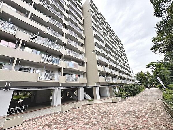 お家探しを始めてみようと思われたら是非【イエストア】までお気軽にご相談下さいませ♪