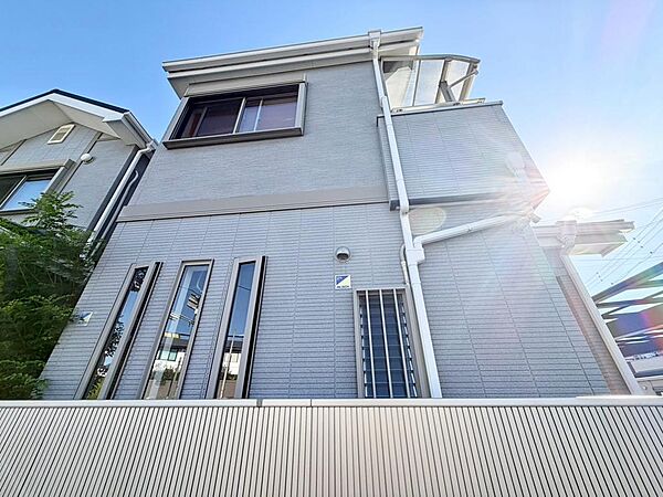 【全洋室2面採光】明るく風通しの良い室内に気持ちも明るくなりますね！