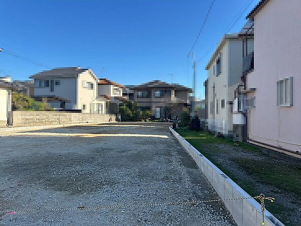 【閑静な住宅地でのびのび子育て】閑静な住宅地で子育て家族にピッタリ！毎日のお散歩も快適な緑に恵まれたエリアです♪