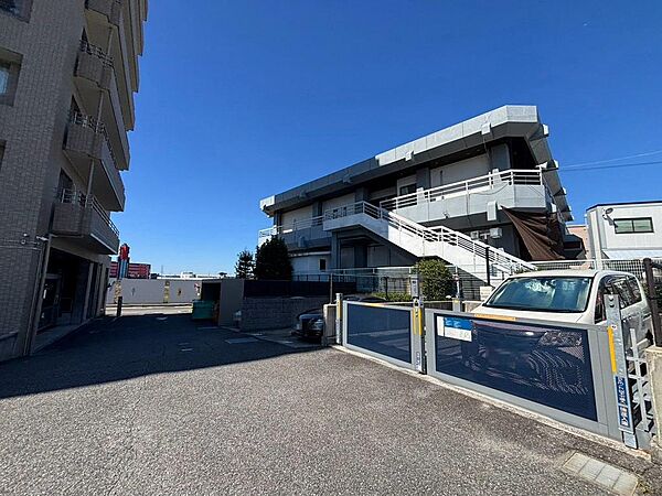 お家探しを始めてみようと思われたら是非【イエストア】までお気軽にご相談下さいませ♪