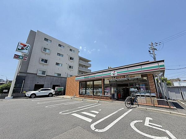 セブンイレブン堺深井沢町店まで徒歩５分