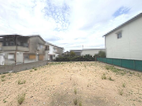 【南向き】日当り・通風良好♪たっぷりの陽光に包まれる明るい住まいになりますね♪
