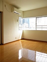 東京メトロ丸ノ内線 中野坂上駅 徒歩4分の賃貸マンション 4階2LDKのリビング/ダイニング