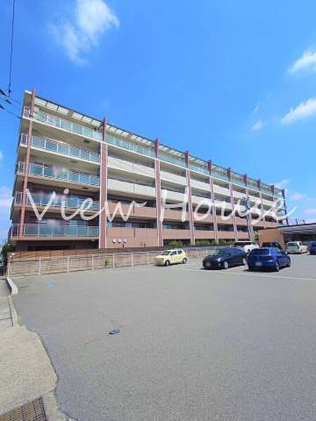 apartment 群馬県高崎市並榎町
地図を見る