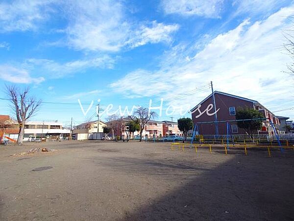峰下第２号児童公園 670m