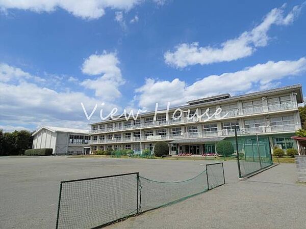 高崎市立入野中学校 2373m