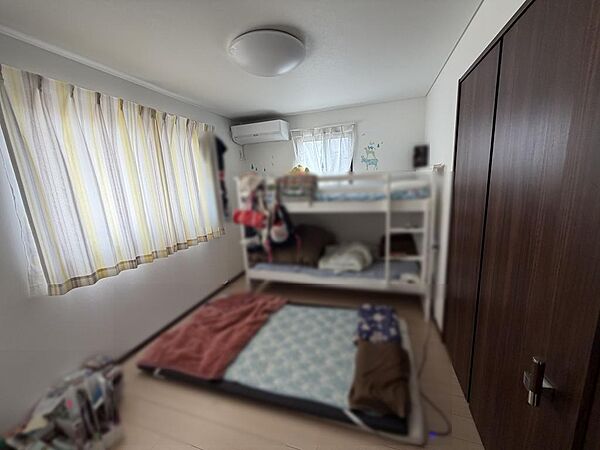 ※こちらはAI加工前（荷物がある状態）の写真です。