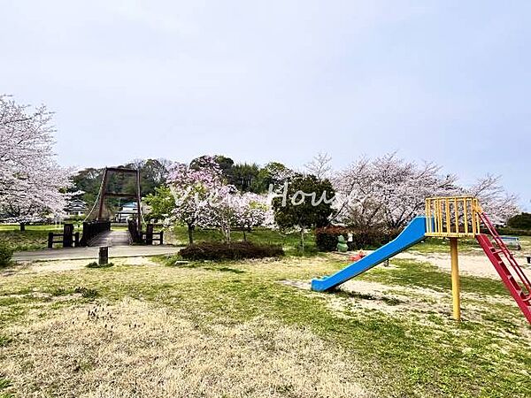 大沢川親水公園 897m