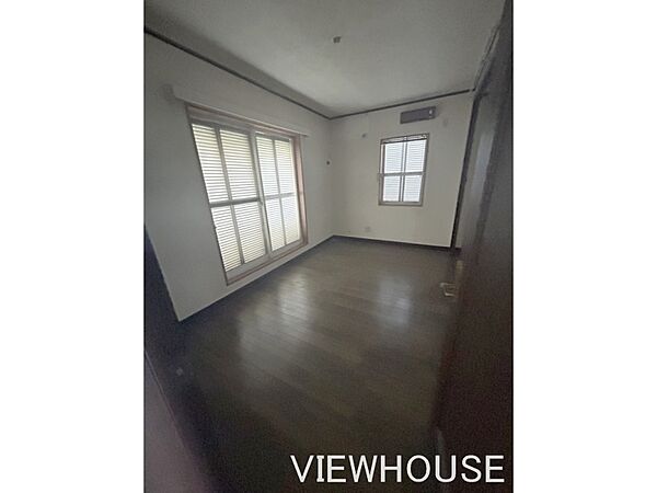 ■2階6帖洋室｜彩光たっぷりのお部屋です♪