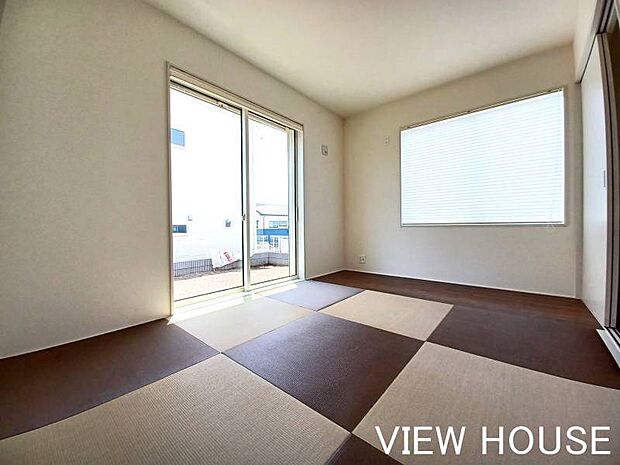 ■6帖の和室♪2面採光で明るく風通しも◎