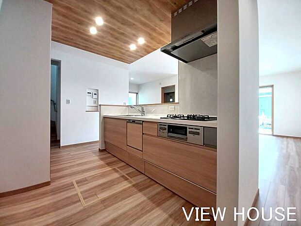 ■食事の後片付けはお任せの食洗機も標準装備♪