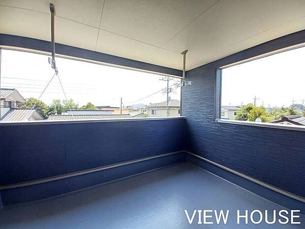 ■屋根付きなので急な雨でも安心です♪