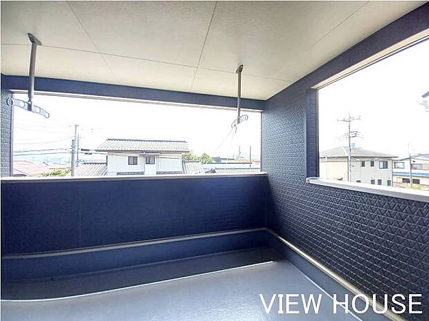 ■屋根付きなので急な雨でも安心です♪