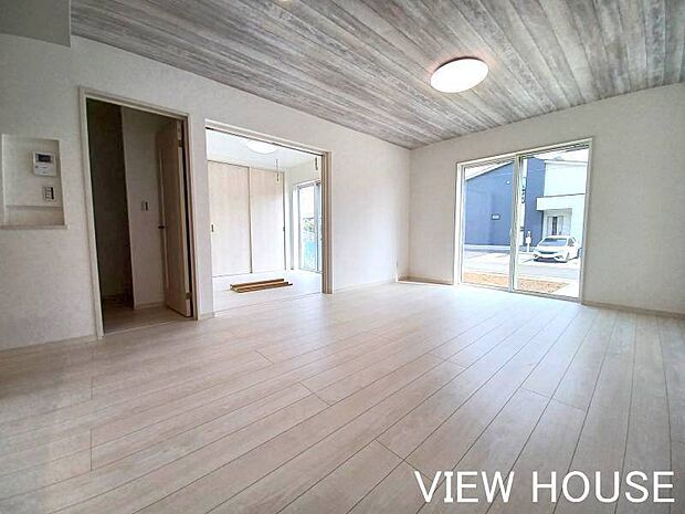 ■南向きで陽当り良好♪LDK続きには4.5帖の洋室♪