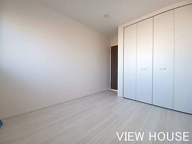 ■5.25帖洋室｜クローゼット付き♪お部屋スッキリ暮らせます♪