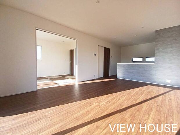 ■落ち着いた雰囲気の16帖LDK♪