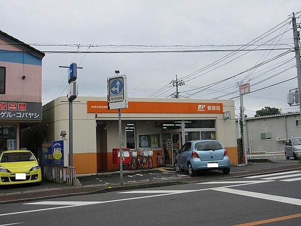 新桐生駅前郵便局 742m