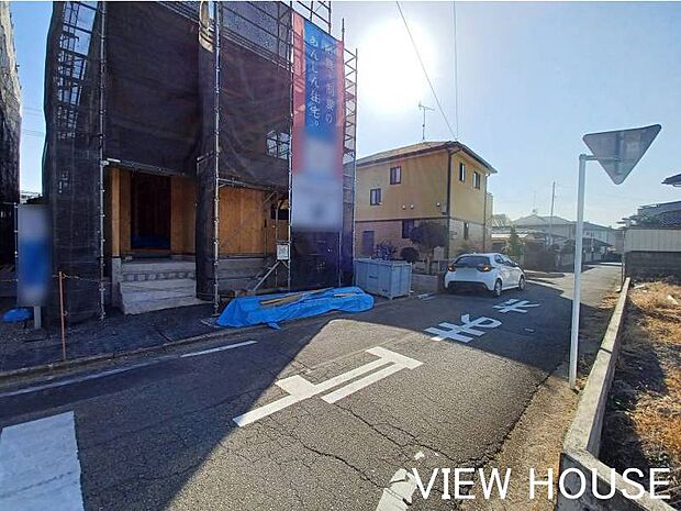 ■2階8帖洋室には2帖のウォークインクローゼット付き♪(1/15撮影)