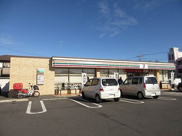 セブンイレブン太田市飯塚町店 231m