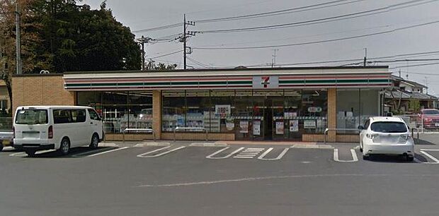 セブンイレブン太田市八幡町店 829m