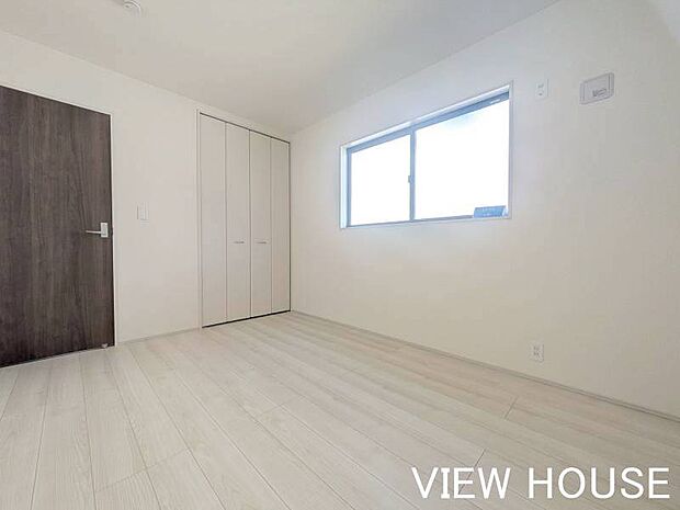 ■6帖洋室|趣味の部屋やゲストルームなど、用途に合わせて柔軟に活用可能です♪