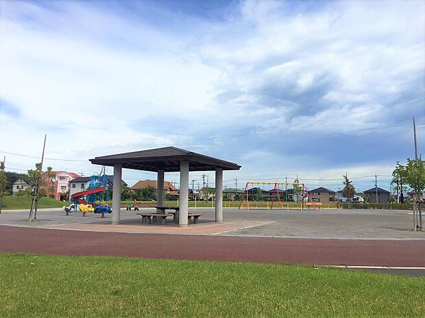 南矢島中央公園 1137m