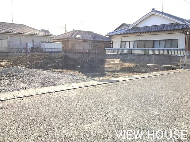 ■リビングは勾配天井で、より開放感アップ♪