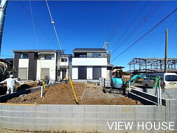 ■並列3台駐車可能なカースペース♪(2/3撮影)