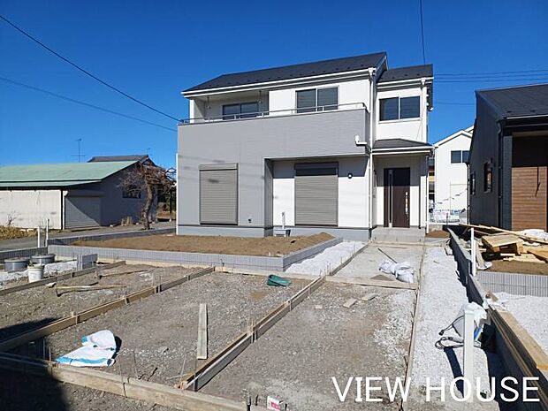 ■並列4台駐車可能なカースペース♪(2/3撮影)